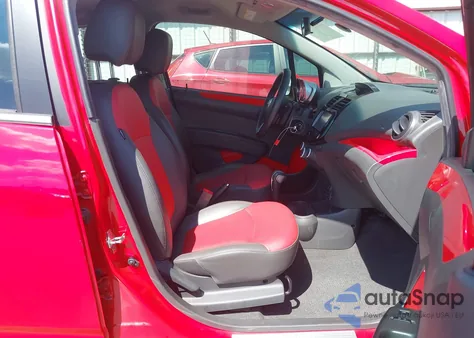 2014 Chevrolet Spark 2Lt Auto z USA, uszkodzony, nr VIN KL8CF6S97EC589749